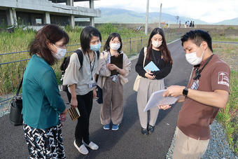 写真-2021-大学生-陸前高田2.jpg